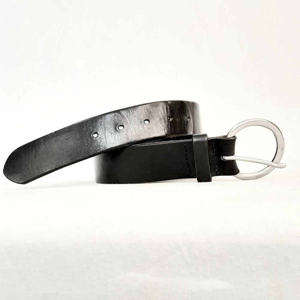 Gap Womens Genuine Black Leather Hip Belt Size Medium Made In USA Back Stitch